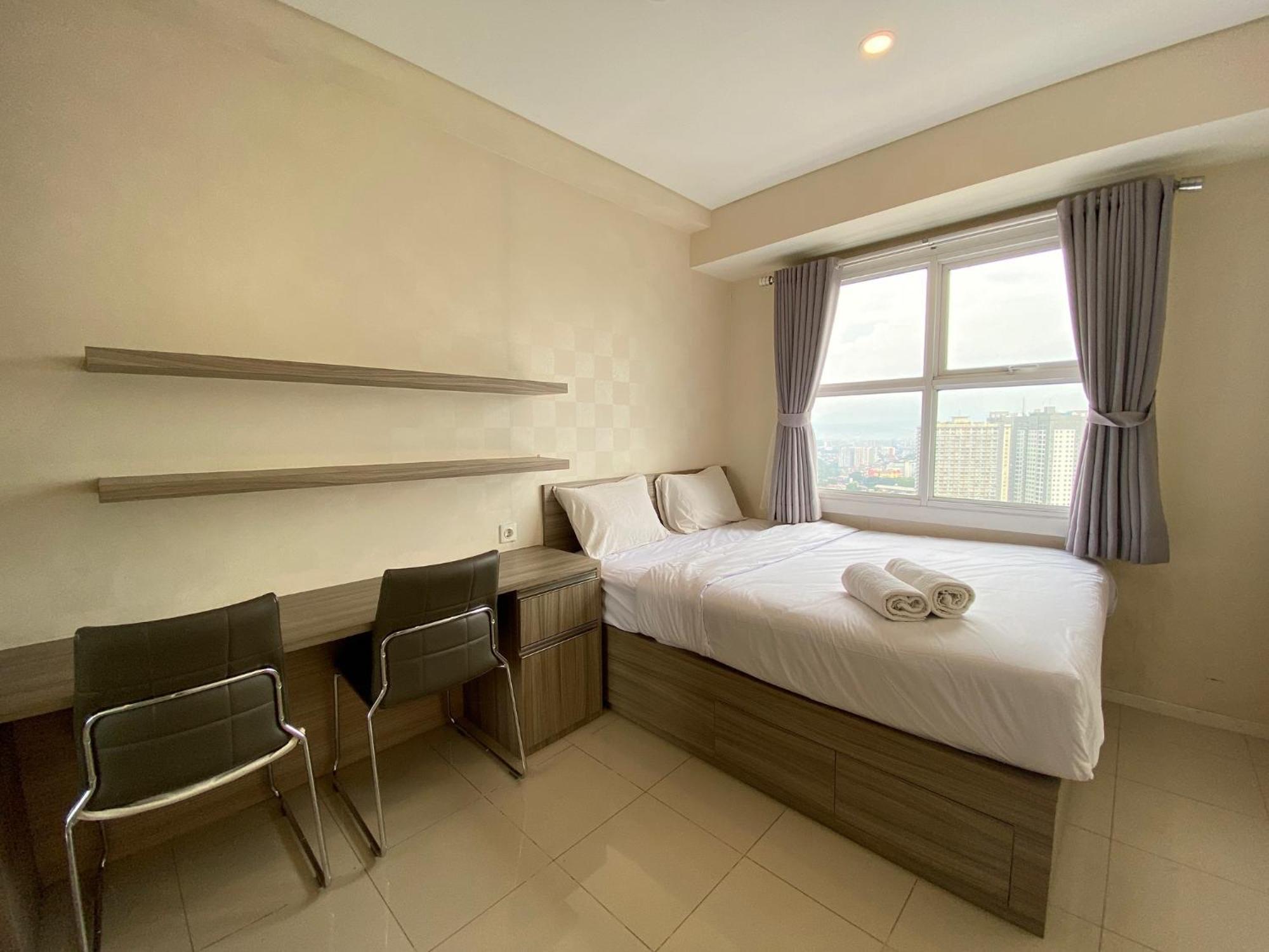 Apartemen Pleasant 1br At Parahyangan Near Unpar By Travelio Bandung